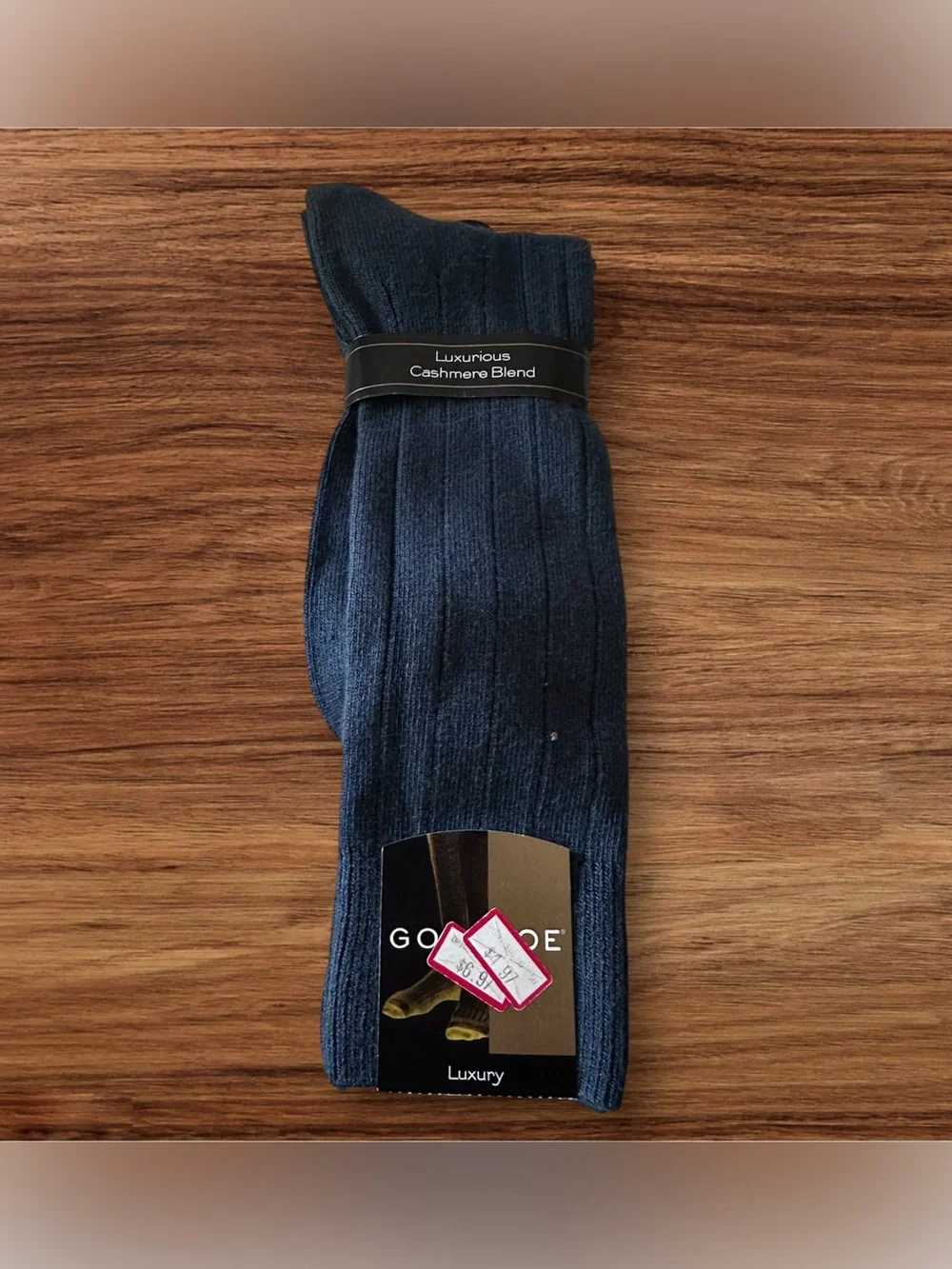 GOLD TOE Cashmere Socks - Sock Size 10/13 Shoe Size 6-12 1/2